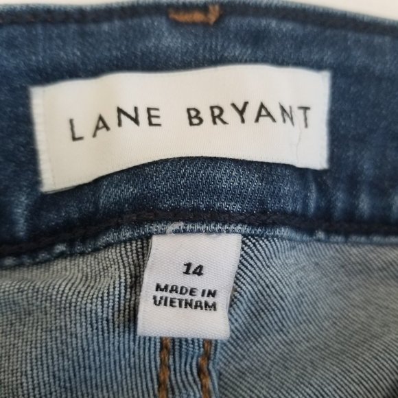 LANE Bryant Curvy Fit High Rise Pedal Jeans Capris - Picture 3 of 6